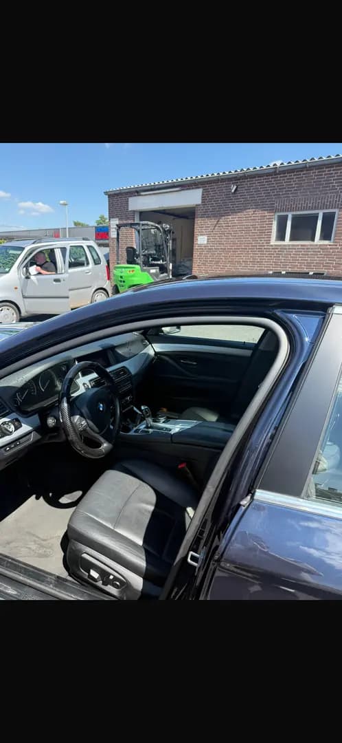 BMW 528i 2016 - 7