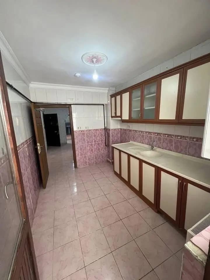 عقار للبيع  - 2